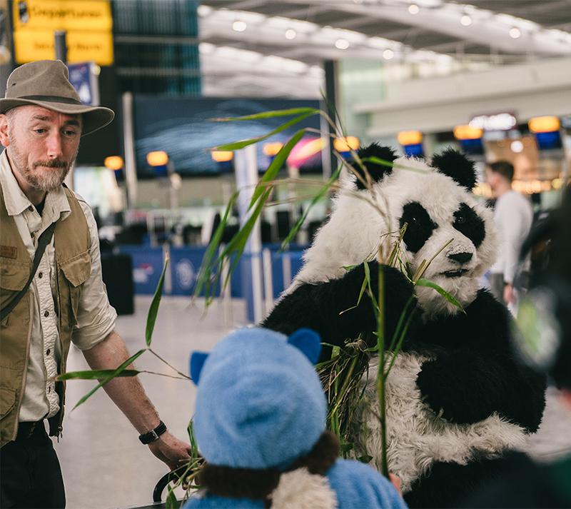 Meet & Greet Panda – Keep an eye out for our festive guest and capture a memorable photo.